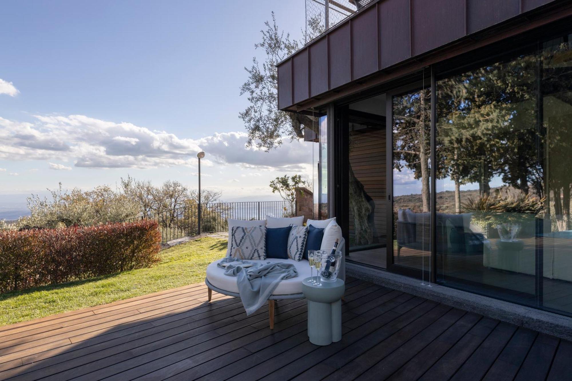 Scialaj Villa Di Lusso Sull'Etna Con Piscina E Vista Mare Ragalna Exteriör bild